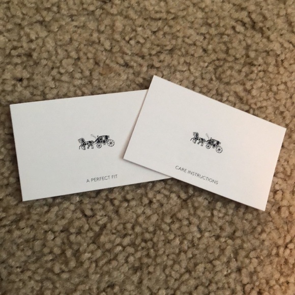 Coach (Corner) LRG Double Zip Wristlet/ Wallet w/ Coach paper gift bag included - Picture 12 of 15